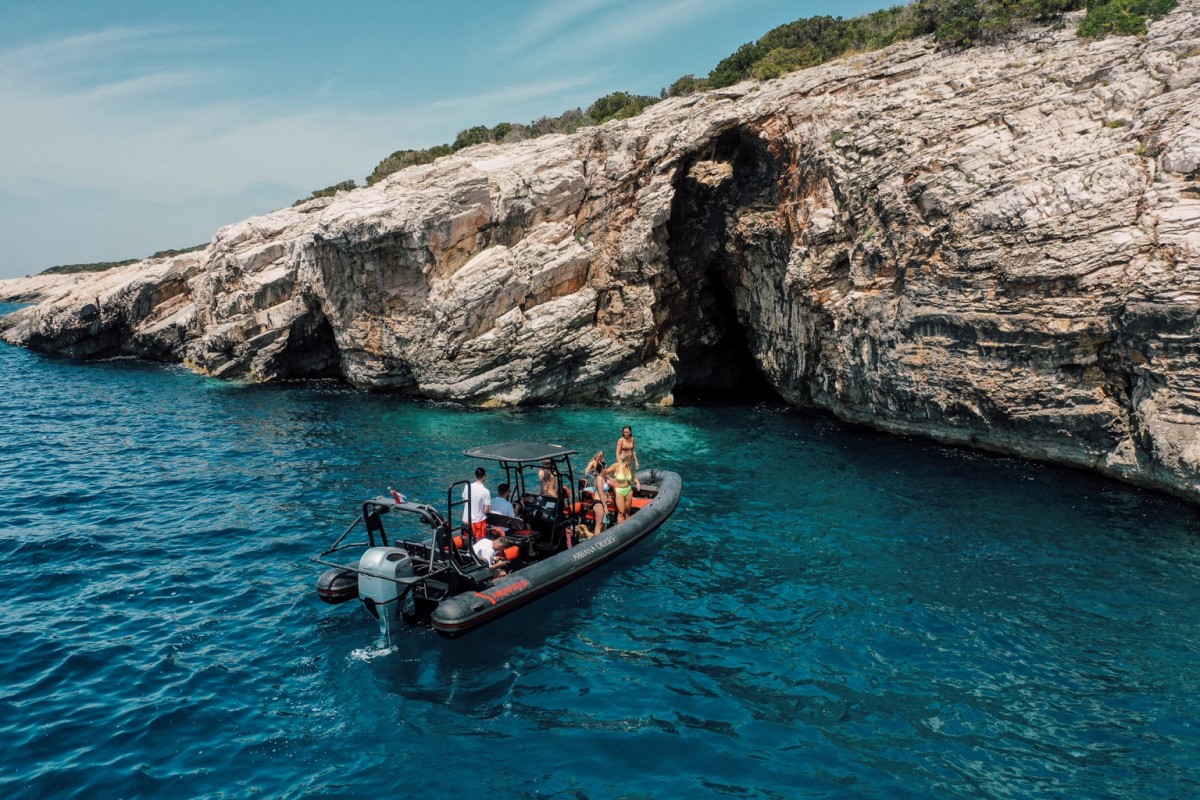 katamaran dugi otok zadar